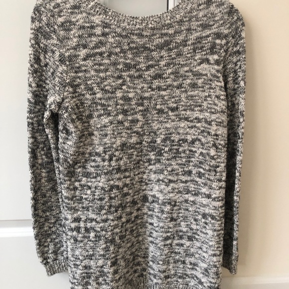 Express Sweater Tunic - Picture 4 of 6
